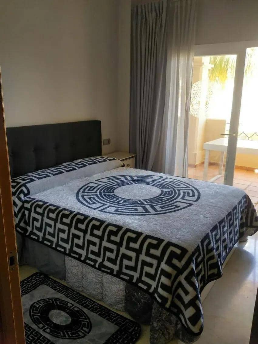 Apartamento de 3 habitaciones en Estepona en venta con garaje - 405.000 € (Ref: 8666289)