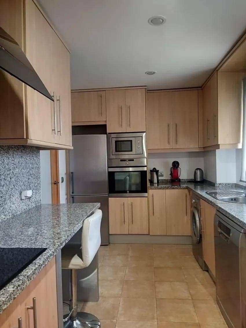 Apartamento de 3 habitaciones en Estepona en venta con garaje - 405.000 € (Ref: 8666289)