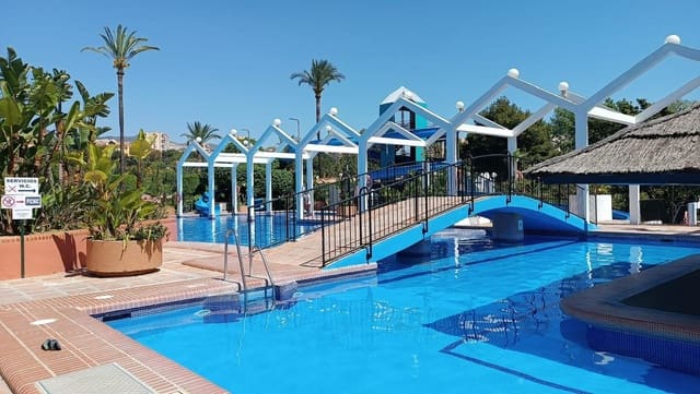 1 slaapkamer Appartement te koop in Benalmadena Costa, Benalmádena met zwembad - € 290.000 (Ref: 8674538)