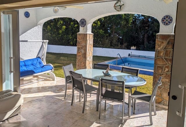5 camera da letto Villa in vendita in Puerto Marina, Benalmádena con piscina garage - 1.049.000 € (Rif: 8698156)