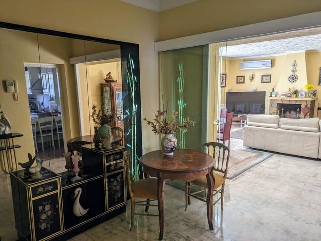 5 camera da letto Villa in vendita in Puerto Marina, Benalmádena con piscina garage - 1.049.000 € (Rif: 8698156)