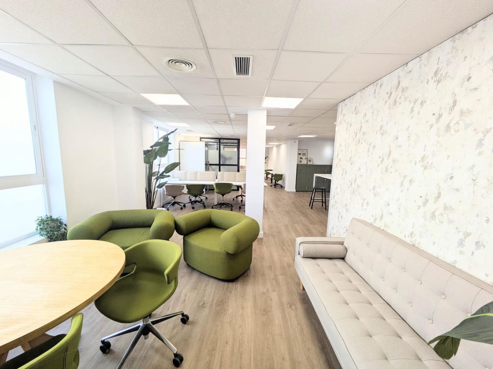 Kontor til leje i Marbella - € 3.000 (Ref: 8706023)