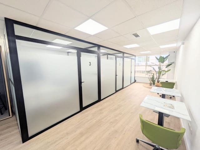 Toimisto vuokrattavana paikassa Ricardo Soriano, Marbella - 3 000 € (Ref: 8706023)