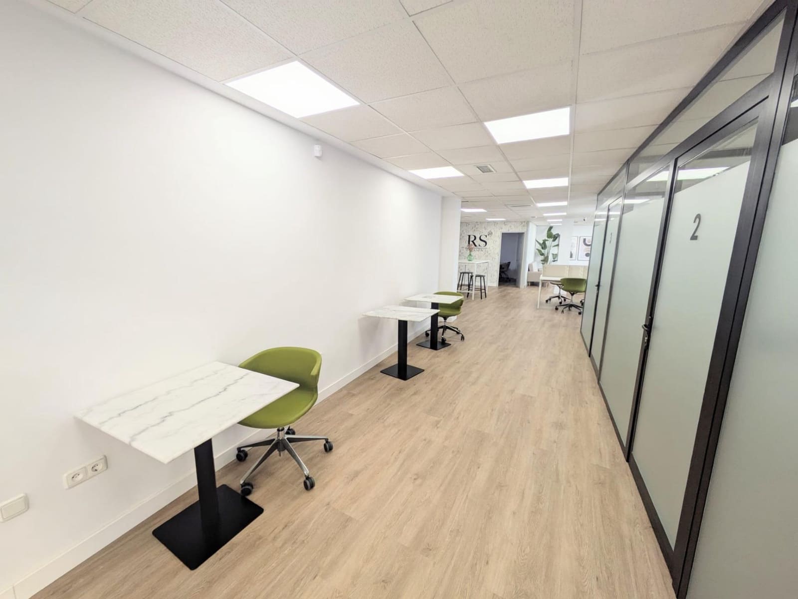 Kontor til leje i Marbella - € 3.000 (Ref: 8706023)