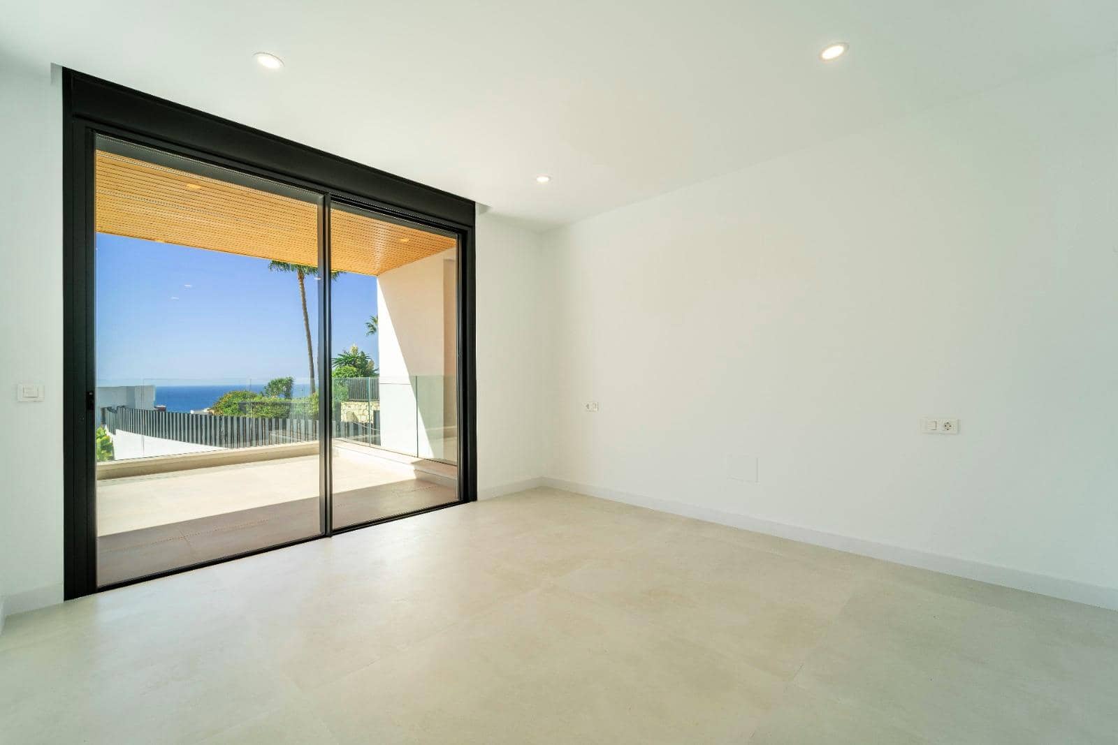 5 slaapkamer Villa te koop in Benalmadena met zwembad garage - € 2.150.000 (Ref: 8715452)