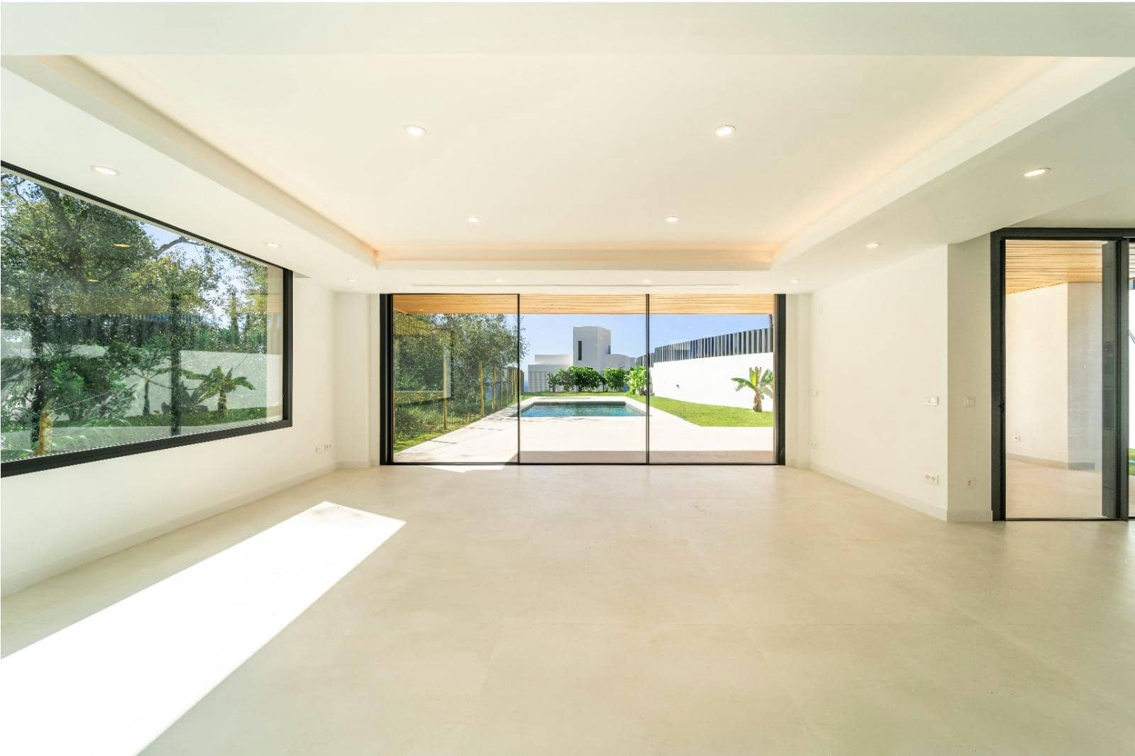 5 slaapkamer Villa te koop in Benalmadena met zwembad garage - € 2.150.000 (Ref: 8715452)