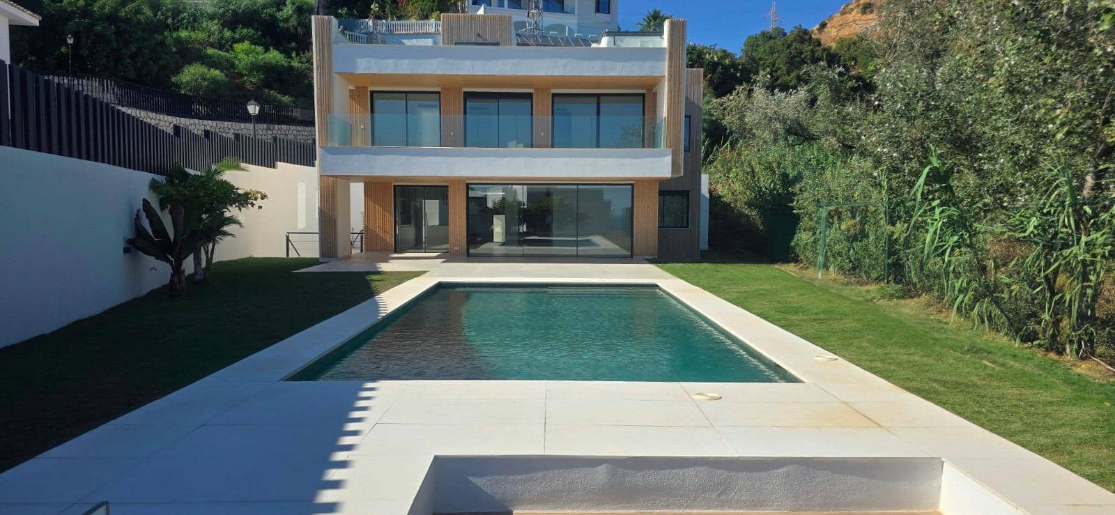 5 slaapkamer Villa te koop in Benalmadena met zwembad garage - € 2.150.000 (Ref: 8715452)