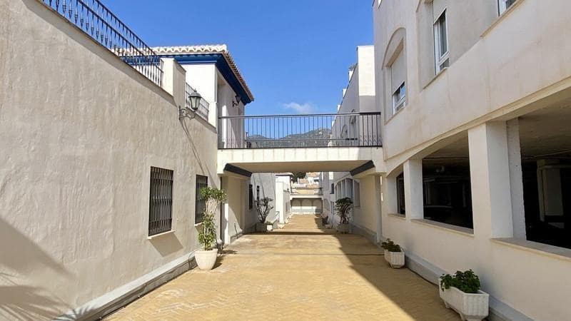2 bedroom Apartment for sale in Benalmadena with pool garage - € 340,000 (Ref: 8715454)