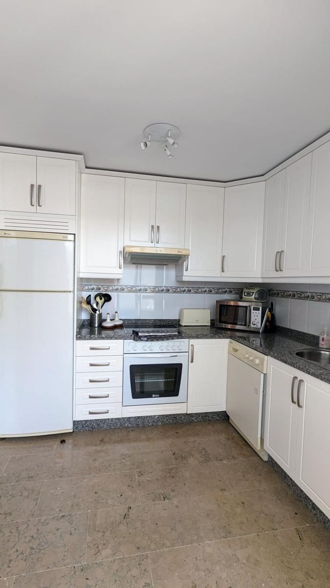 2 sypialnia Apartament na sprzedaż w Benalmadena Costa z basenem garażem - 375 000 € (Ref: 8724158)