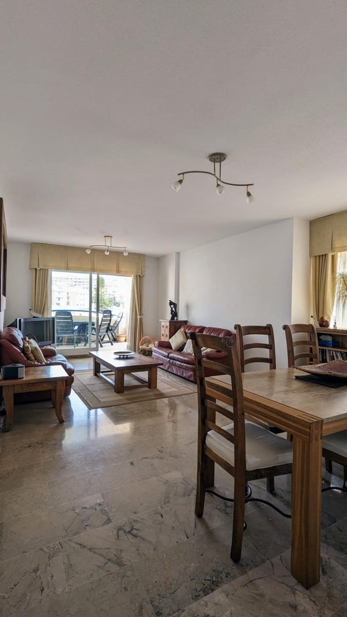 2 sypialnia Apartament na sprzedaż w Benalmadena Costa z basenem garażem - 375 000 € (Ref: 8724158)