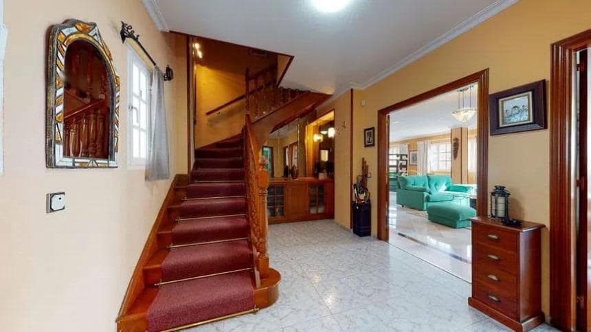 5 soveværelse Penthouse til salg i Fuengirola med garage - € 735.600 (Ref: 8734152)