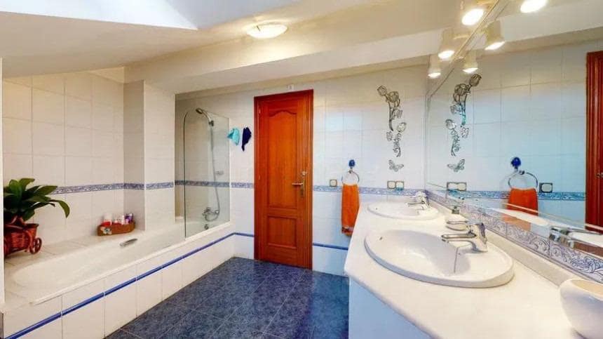 5 soveværelse Penthouse til salg i Fuengirola med garage - € 735.600 (Ref: 8734152)