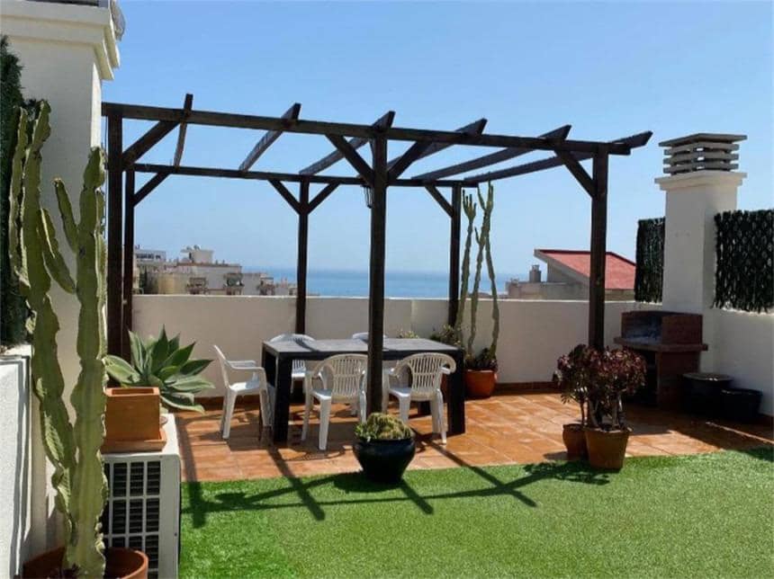 2 soveværelse Penthouse til salg i Torrequebrada med swimmingpool garage - € 320.000 (Ref: 8776323)