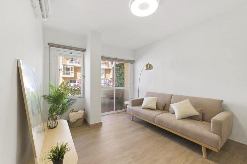 1 soverom Leilighet til salgs i Torrequebrada med svømmebasseng - € 230 000 (Ref: 8781788)