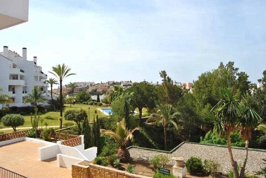 3 bedroom Flat for sale in Benalmadena with pool garage - € 525,000 (Ref: 8792584)