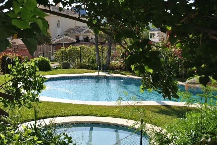 3 bedroom Flat for sale in Benalmadena with pool garage - € 525,000 (Ref: 8792584)