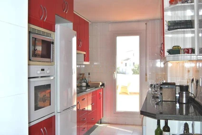 3 bedroom Flat for sale in Benalmadena with pool garage - € 525,000 (Ref: 8792584)