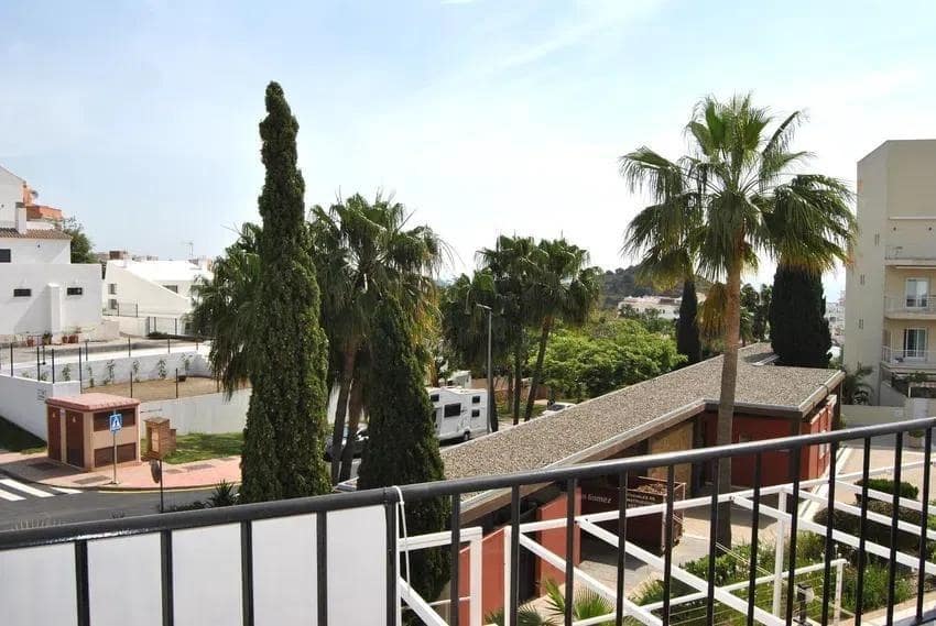 3 bedroom Flat for sale in Benalmadena with pool garage - € 525,000 (Ref: 8792584)