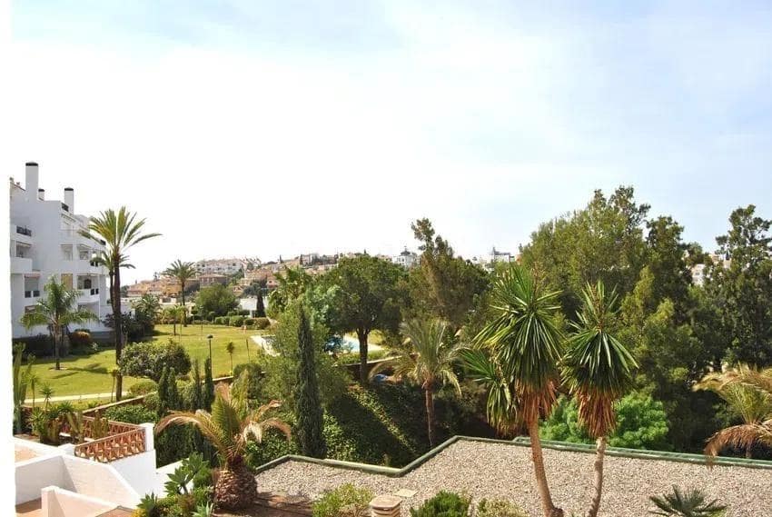 3 bedroom Flat for sale in Benalmadena with pool garage - € 525,000 (Ref: 8792584)