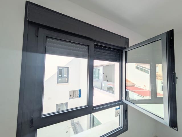 Piso de 1 habitación en Los Pacos, Fuengirola en venta - 214.000 € (Ref: 8809795)
