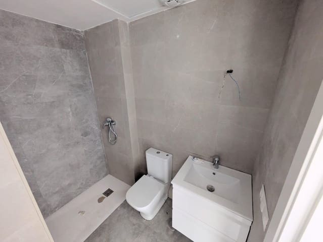 Piso de 1 habitación en Los Pacos, Fuengirola en venta - 214.000 € (Ref: 8809795)