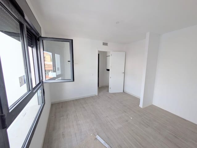 Piso de 1 habitación en Los Pacos, Fuengirola en venta - 214.000 € (Ref: 8809795)