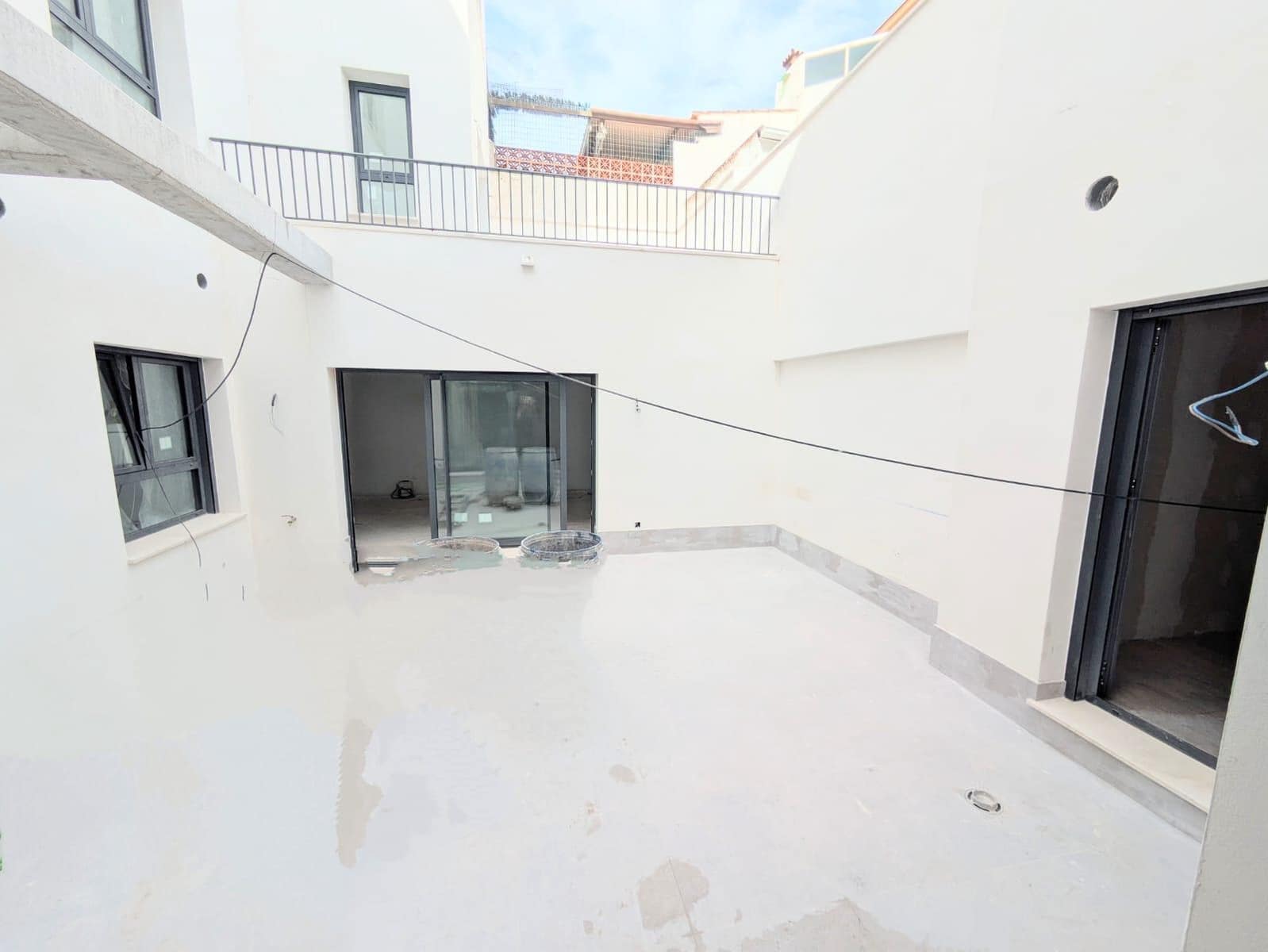 1 bedroom Flat for sale in Fuengirola - € 214,000 (Ref: 8809795)