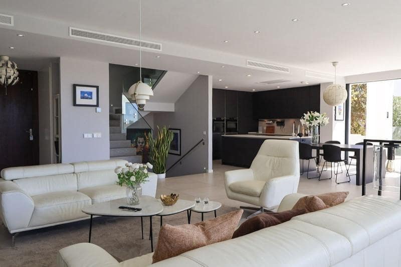 6 soverom Villa til salgs i Benalmadena med svømmebasseng garasje - € 2 350 000 (Ref: 8813344)