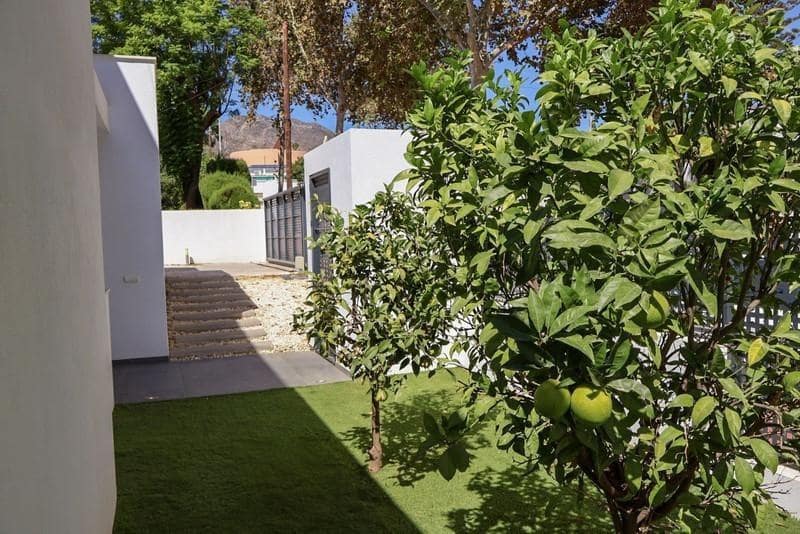 6 soverom Villa til salgs i Benalmadena med svømmebasseng garasje - € 2 350 000 (Ref: 8813344)