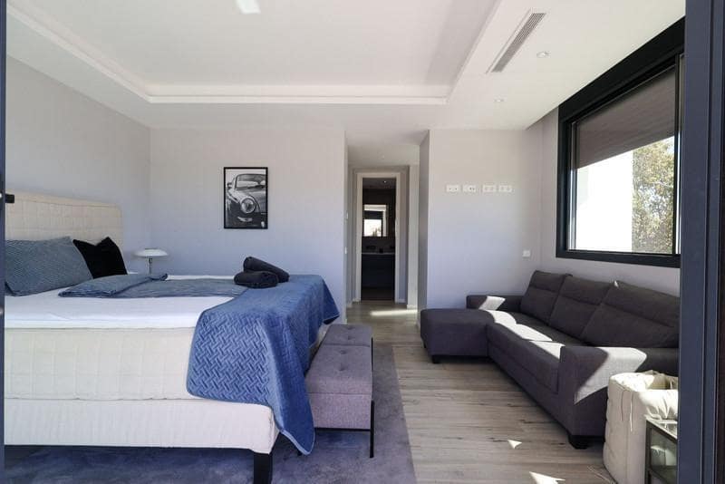 6 soverom Villa til salgs i Benalmadena med svømmebasseng garasje - € 2 350 000 (Ref: 8813344)