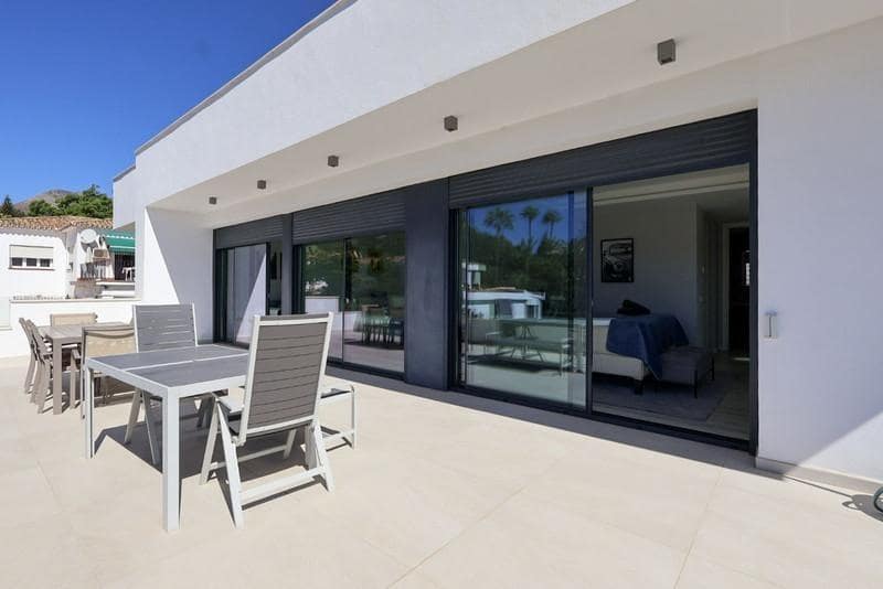 6 soverom Villa til salgs i Benalmadena med svømmebasseng garasje - € 2 350 000 (Ref: 8813344)