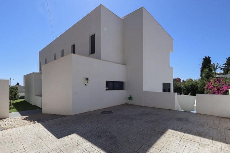 6 soverom Villa til salgs i Benalmadena med svømmebasseng garasje - € 2 350 000 (Ref: 8813344)