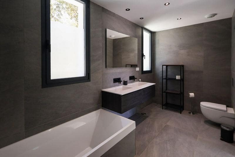 6 soverom Villa til salgs i Benalmadena med svømmebasseng garasje - € 2 350 000 (Ref: 8813344)