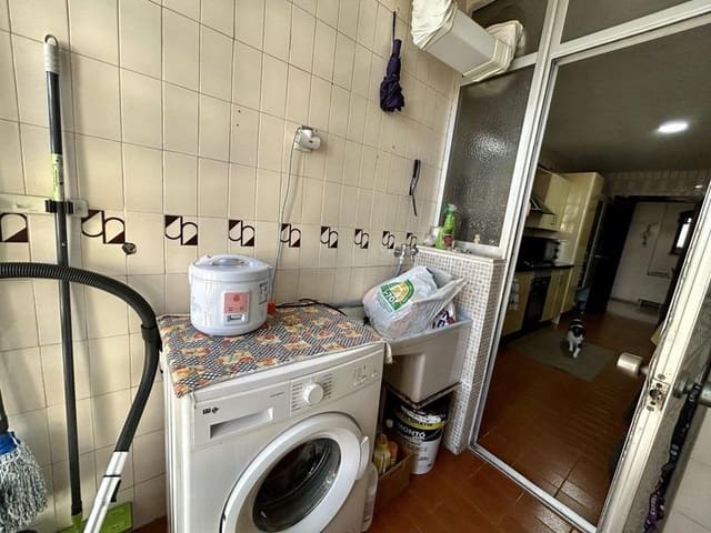 4 makuuhuone Huoneisto myytävänä paikassa Torremolinos mukana uima-altaan 
autotalli - 342 500 € (Ref: 8836790)