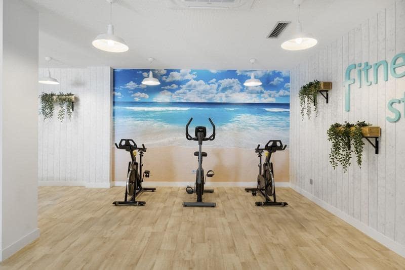 2 bedroom Apartment for sale in Benalmadena with pool garage - € 395,000 (Ref: 8836792)