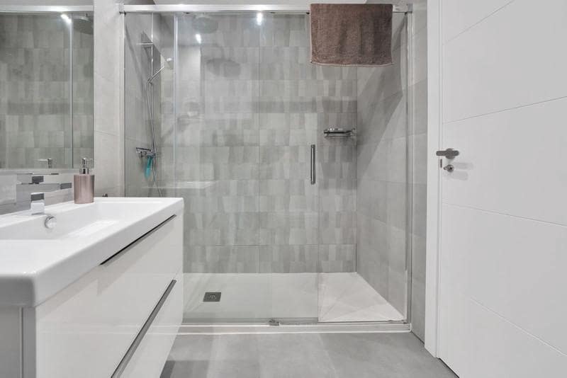 2 bedroom Apartment for sale in Benalmadena with pool garage - € 395,000 (Ref: 8836792)