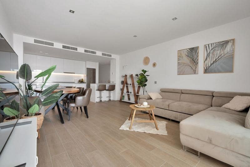 2 bedroom Apartment for sale in Benalmadena with pool garage - € 395,000 (Ref: 8836792)