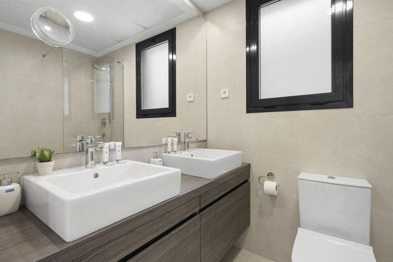 3 makuuhuone Huoneisto myytävänä paikassa Fuengirola mukana uima-altaan 
autotalli - 679 000 € (Ref: 8836793)