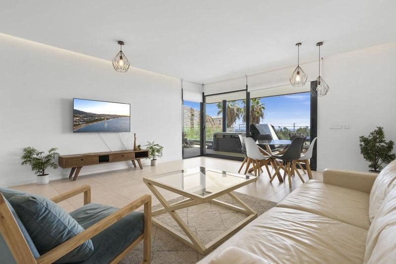 3 makuuhuone Huoneisto myytävänä paikassa Fuengirola mukana uima-altaan 
autotalli - 679 000 € (Ref: 8836793)