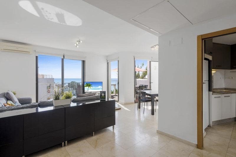 3 soverom Rekkehus til salgs i Fuengirola med svømmebasseng garasje - € 599 000 (Ref: 8836794)