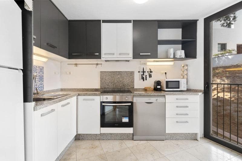 3 soverom Rekkehus til salgs i Fuengirola med svømmebasseng garasje - € 599 000 (Ref: 8836794)