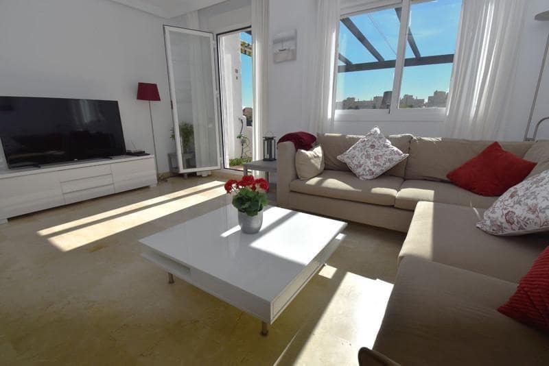 3 soveværelse Lejlighed til salg i Torrequebrada med swimmingpool garage - € 485.000 (Ref: 8918274)