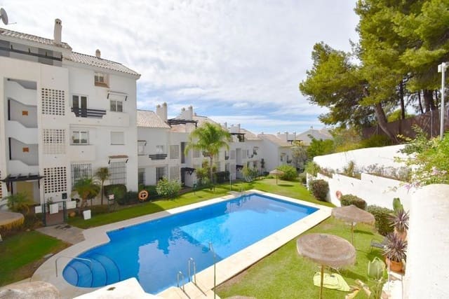 3 bedroom Apartment for sale in Nueva Torrequebrada, Benalmádena with pool garage - € 485,000 (Ref: 8918274)