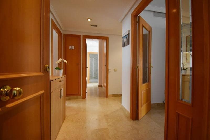 3 soveværelse Lejlighed til salg i Torrequebrada med swimmingpool garage - € 485.000 (Ref: 8918274)