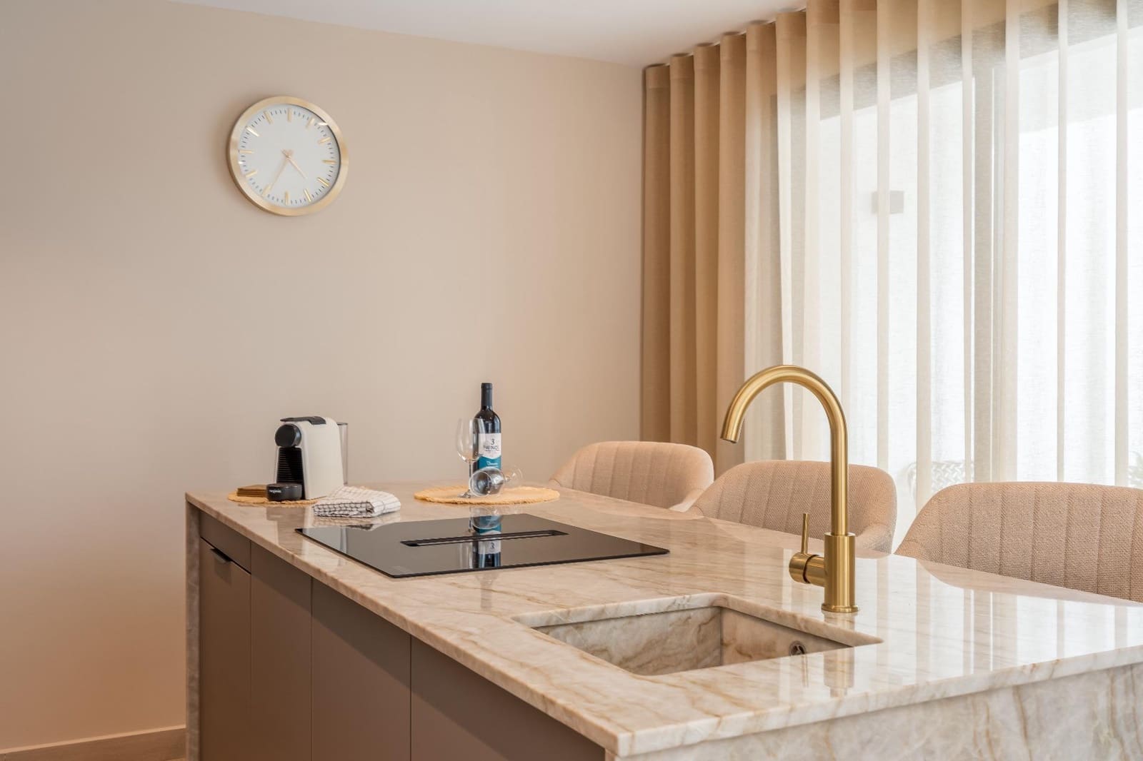 7 Zimmer Villa zu verkaufen in Benalmadena Costa mit Pool Garage - 1.299.000 € (Ref: 8924015)