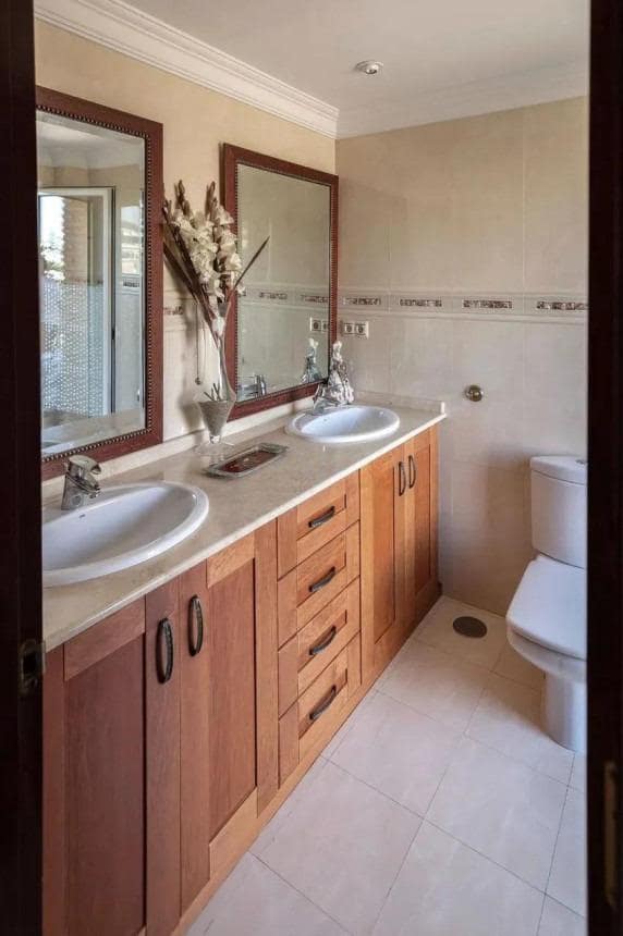 6 bedroom Villa for sale in Benalmadena with pool garage - € 1,250,000 (Ref: 8939535)