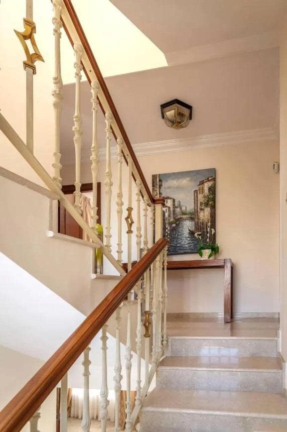 6 bedroom Villa for sale in Benalmadena with pool garage - € 1,250,000 (Ref: 8939535)