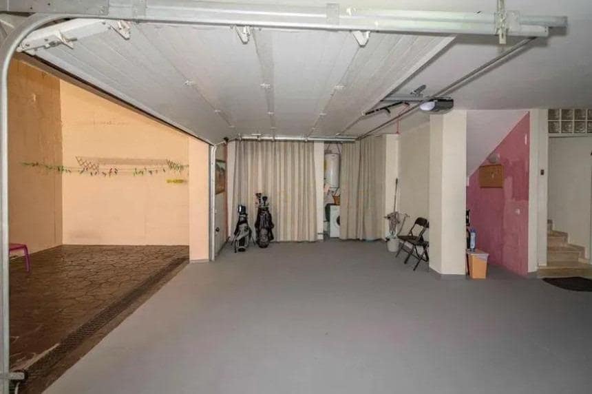 6 bedroom Villa for sale in Benalmadena with pool garage - € 1,250,000 (Ref: 8939535)