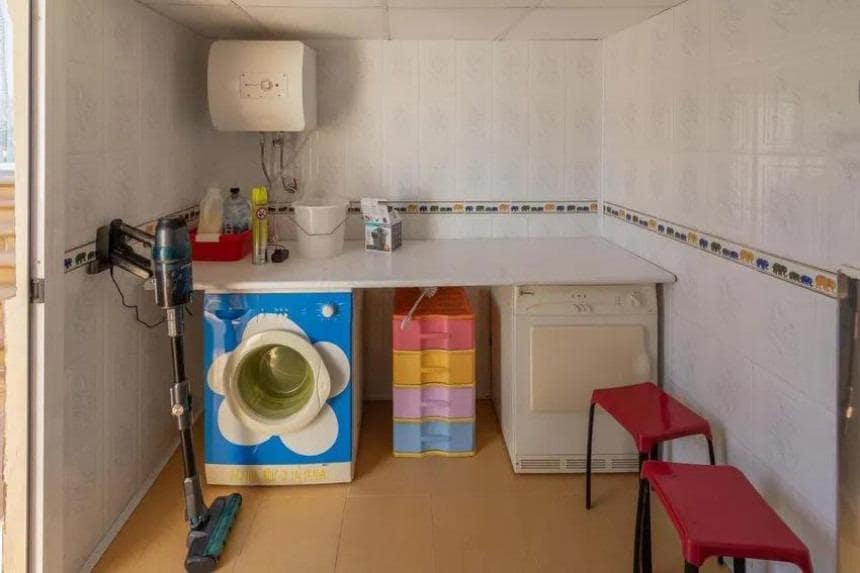 6 bedroom Villa for sale in Benalmadena with pool garage - € 1,250,000 (Ref: 8939535)