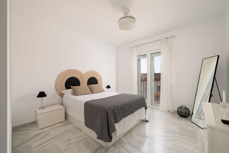 4 soveværelse Rækkehus til salg i Fuengirola med swimmingpool - € 550.000 (Ref: 8968409)